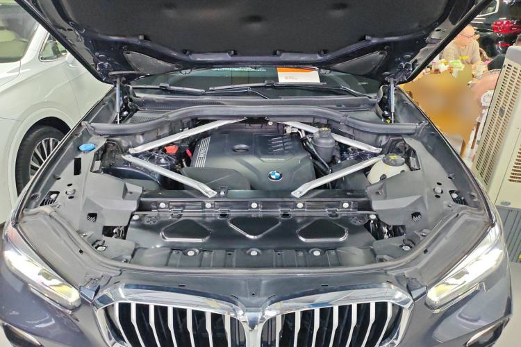Used BMW X5 2021 Restyled xDrive30i M Sport Package Engine Bay