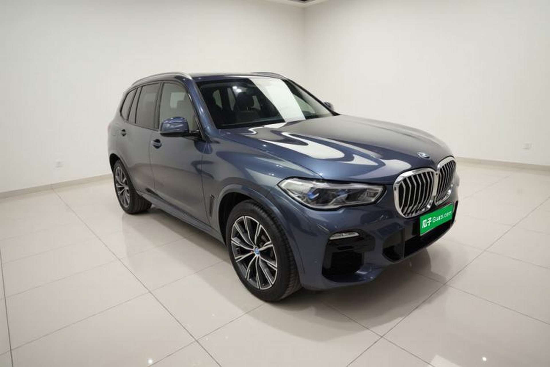 Used BMW X5 2021 xDrive30i M Sport Package Exterior 1