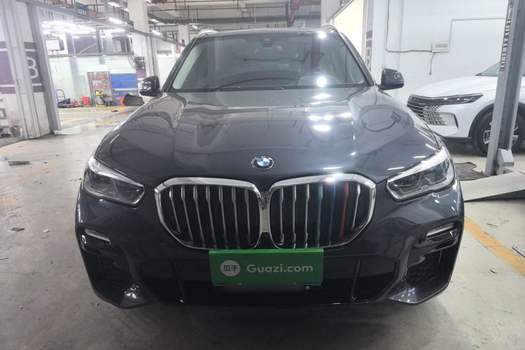 Used BMW X5 2021 xDrive40i M Sport Package Exterior 1