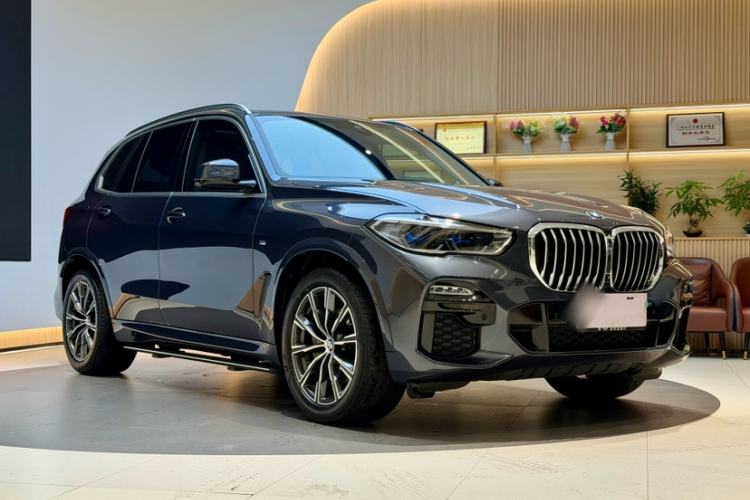 Used BMW X5 2021 Restyled xDrive40i M Sport Package Exterior 1