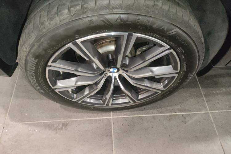 Used BMW X5 2021 Restyled xDrive40i M Sport Package Exterior 5