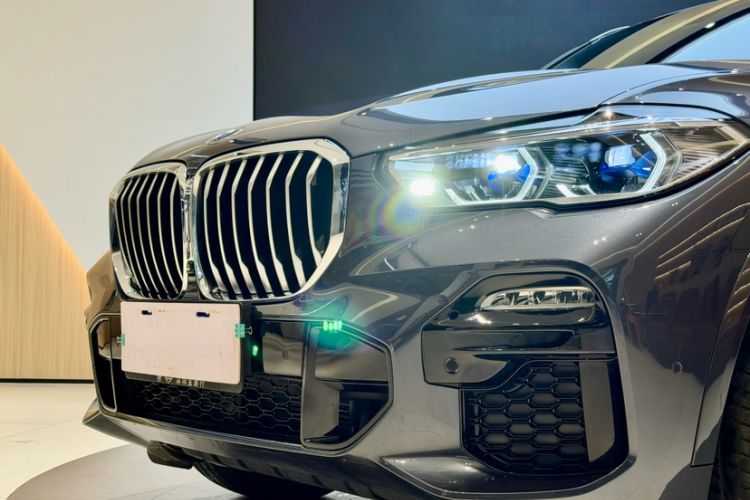 Used BMW X5 2021 Restyled xDrive40i M Sport Package Exterior 6