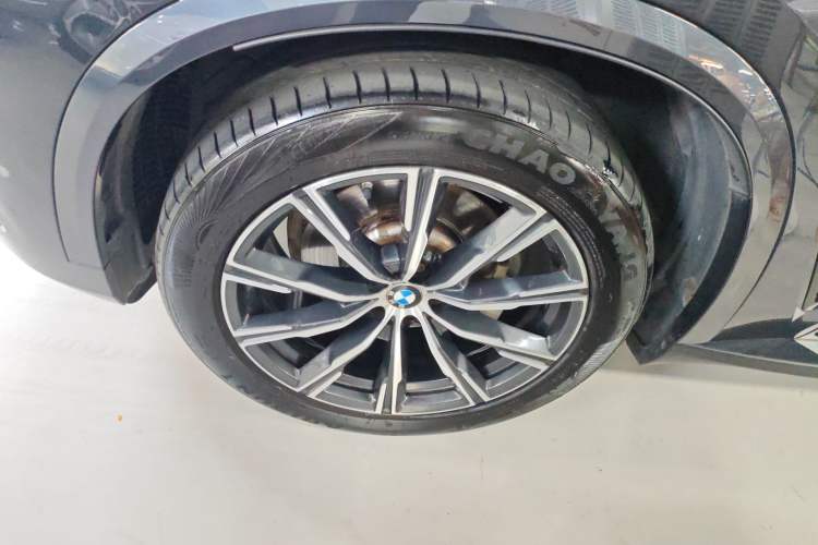 Used BMW X5 2021 Restyled xDrive30i M Sport Package Exterior 7