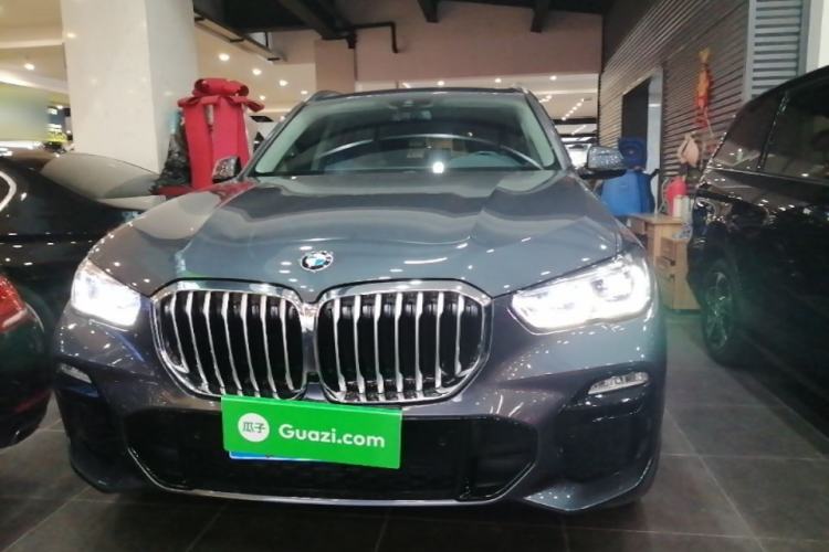 Used BMW X5 2021 xDrive30i M Sport Package Front