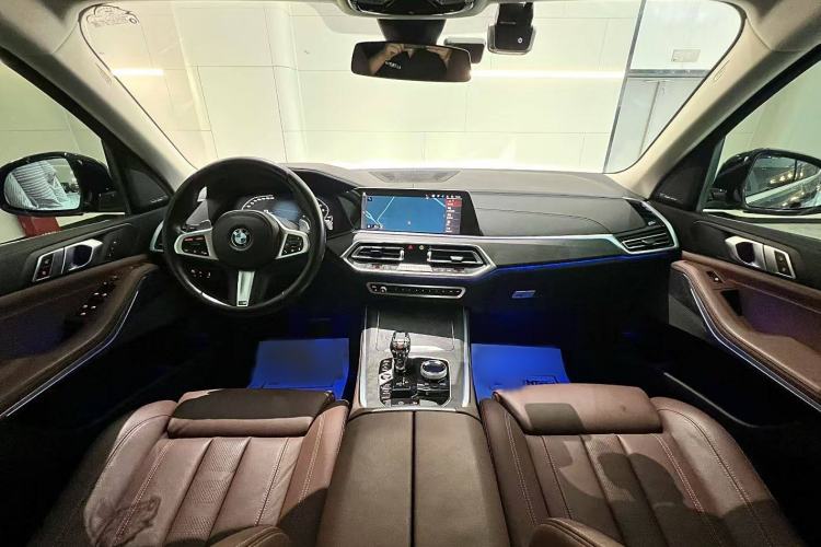 Used BMW X5 2021 xDrive40i M Sport Package Interior 2