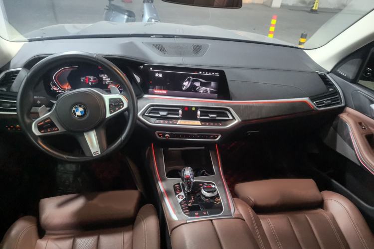 Used BMW X5 2021 xDrive40i M Sport Package Interior 3