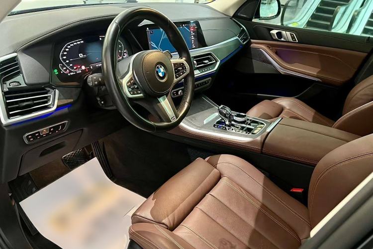 Used BMW X5 2021 xDrive40i M Sport Package Interior 3