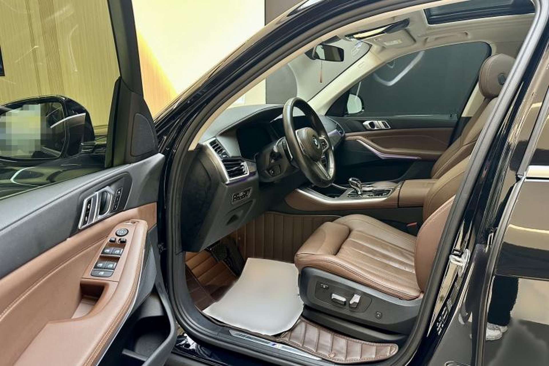 Used BMW X5 2021 xDrive30i M Sport Package Left Front Seat