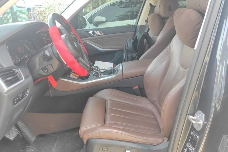 Used BMW X5 2021 xDrive30i M Sport Package Left Front Seat