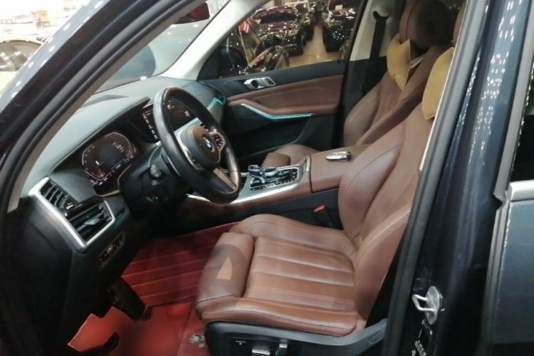Used BMW X5 2021 xDrive30i M Sport Package Left Front Seat