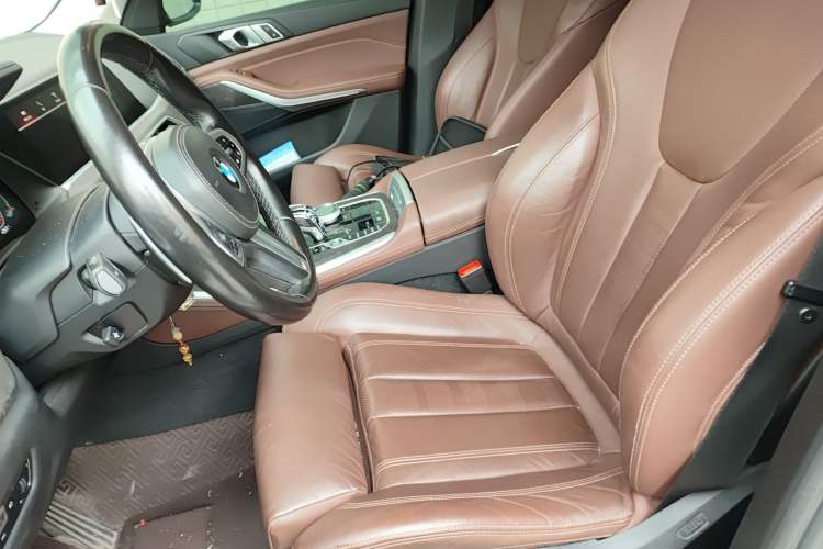 Used BMW X5 2021 xDrive30i M Sport Package Left Front Seat
