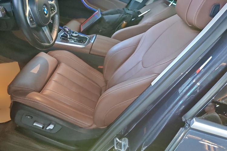 Used BMW X5 2021 Restyled xDrive30i M Sport Package Left Front Seat