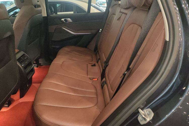 Used BMW X5 2021 Restyled xDrive40i M Sport Package Left Rear Seat