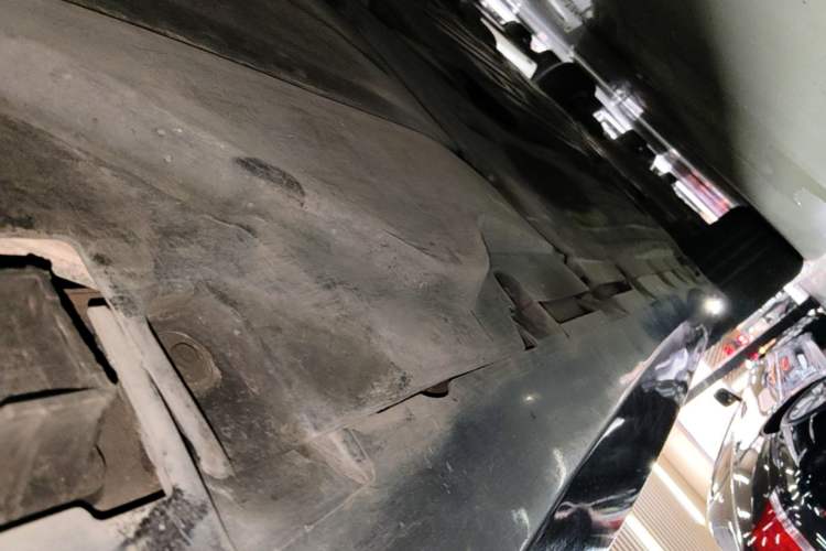 Used BMW X5 2021 xDrive40i M Sport Package Left Side Sill
