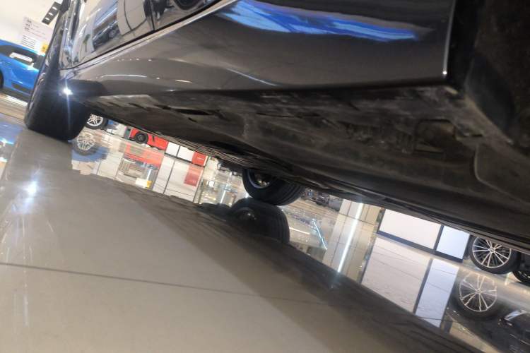 Used BMW X5 2021 xDrive30i M Sport Package Left Side Sill