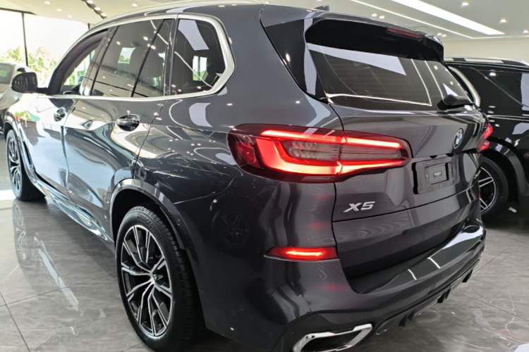 Used BMW X5 2021 Restyled xDrive30i M Sport Package Rear Left 45 Deg