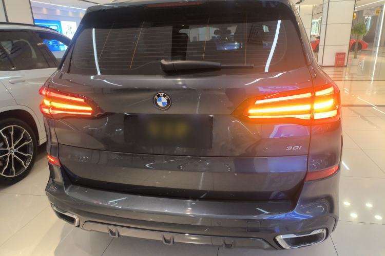 Used BMW X5 2021 xDrive30i M Sport Package Rear