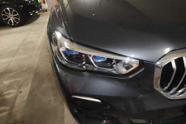 Used BMW X5 2021 Restyled xDrive40i Luxury Version M Sport Package Right Front Headlight
