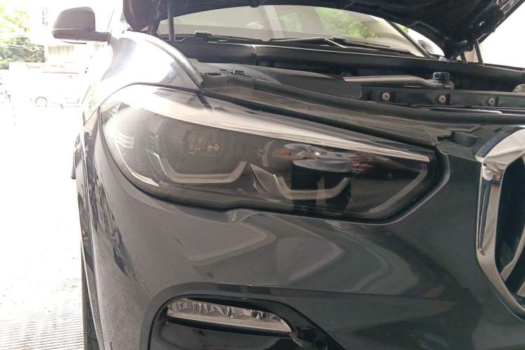 Used BMW X5 2021 xDrive30i M Sport Package Right Front Headlight