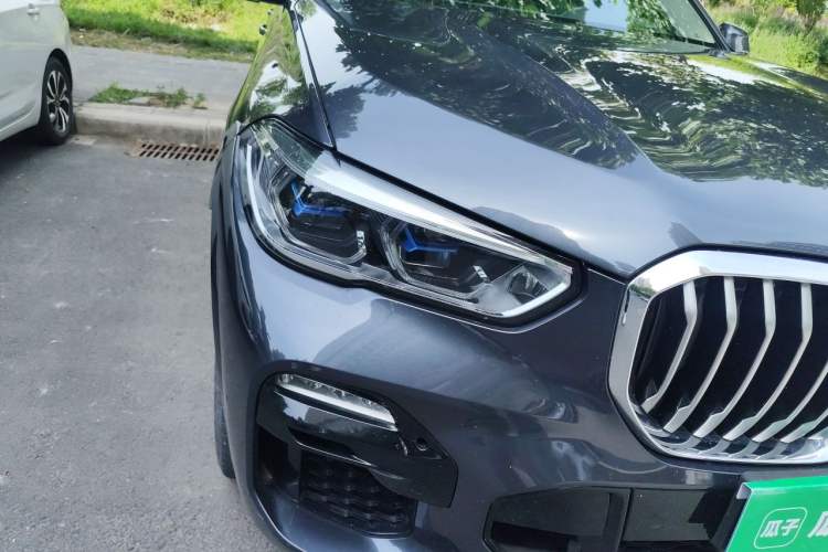 Used BMW X5 2021 xDrive30i M Sport Package Right Front Headlight