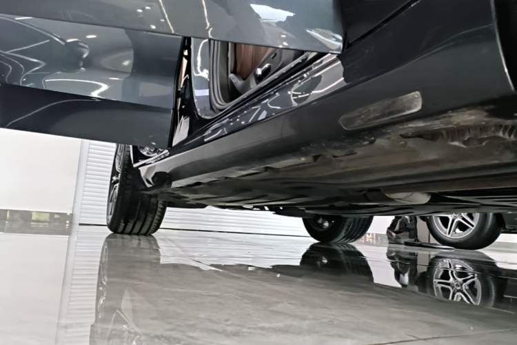 Used BMW X5 2021 Restyled xDrive30i M Sport Package Right Side Sill