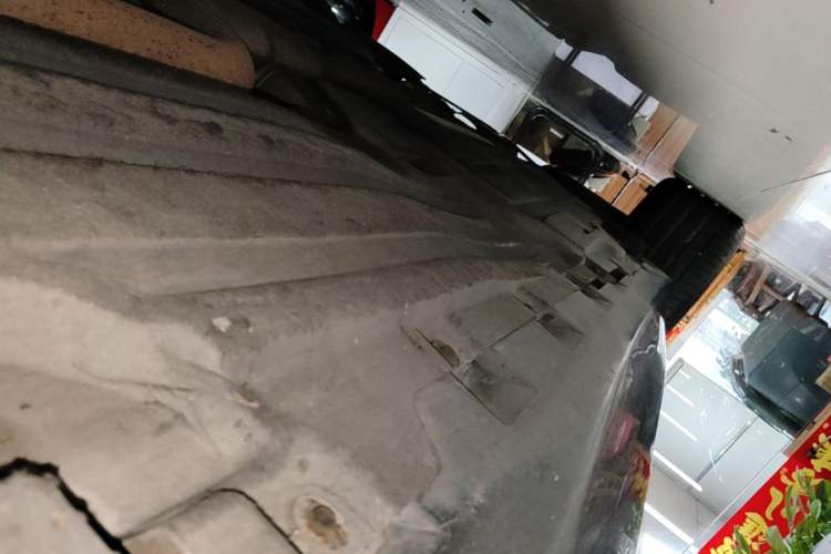 Used BMW X5 2021 xDrive40i M Sport Package Right Side Sill