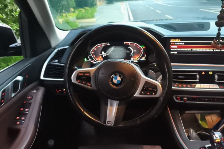 Used BMW X5 2021 xDrive30i M Sport Package Steering Wheel