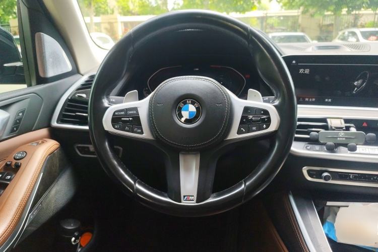 Used BMW X5 2021 xDrive30i M Sport Package Steering Wheel