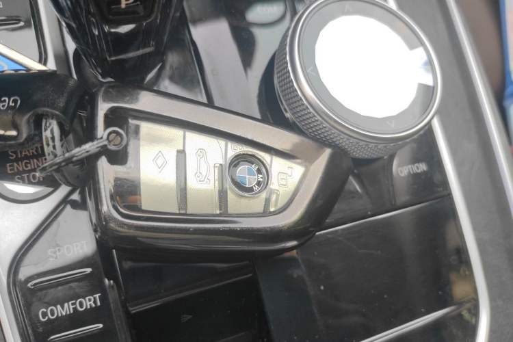 Used BMW X5 2021 xDrive30i M Sport Package Vehicle Key