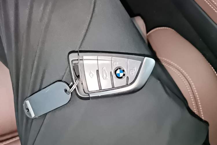 Used BMW X5 2021 Restyled xDrive30i M Sport Package Vehicle Key
