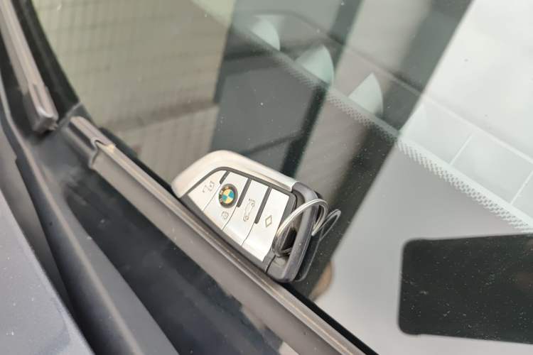 Used BMW X5 2021 xDrive30i M Sport Package Vehicle Key
