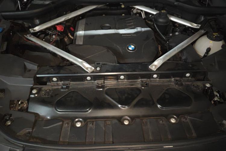 Used BMW X5 2021 xDrive30i M Sport Package Engine Bay