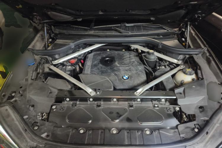 Used BMW X5 2021 xDrive30i M Sport Package Engine Bay