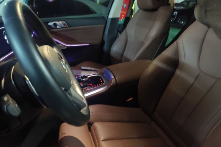 Used BMW X5 2021 xDrive30i M Sport Package Left Front Seat