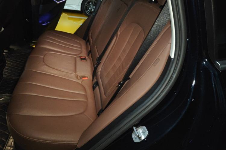 Used BMW X5 2021 xDrive30i M Sport Package Left Rear Seat
