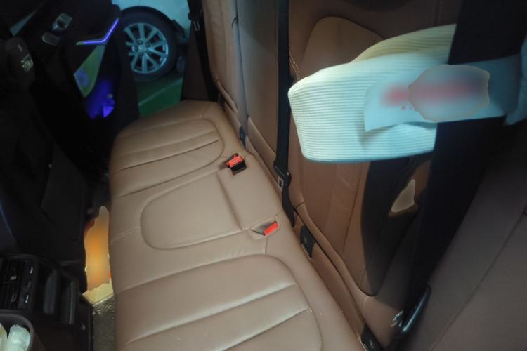 Used BMW X5 2021 xDrive30i M Sport Package Left Rear Seat