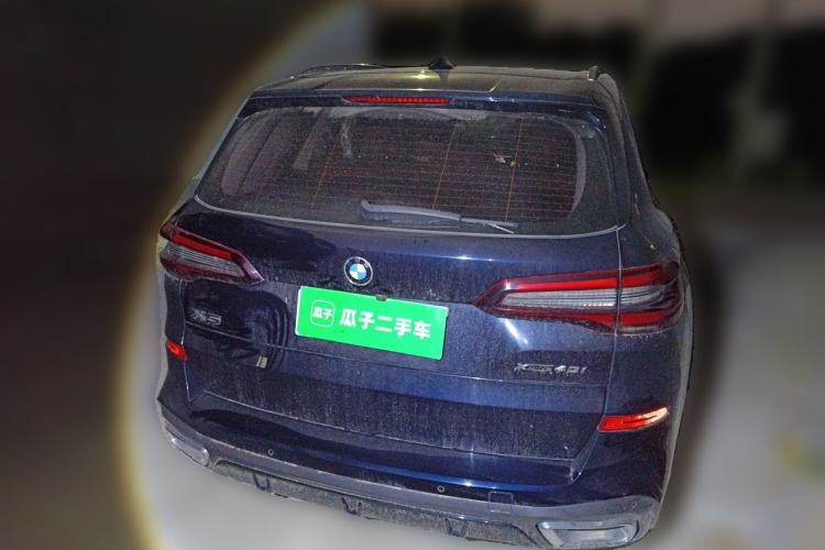 Used BMW X5 2021 xDrive40i Luxury Model with M Sport Package Rear Right 45 Deg