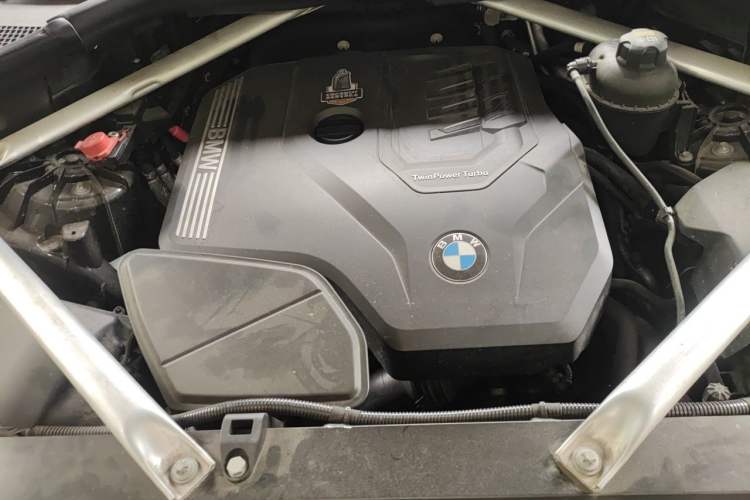 Used BMW X5 2021 Restyled xDrive30i M Sport Package Engine Bay