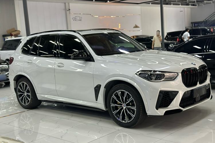 Used BMW X5 2021 xDrive30i M Sport Package Exterior 5