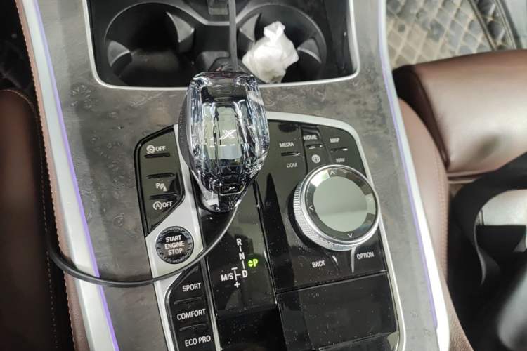 Used BMW X5 2021 Restyled xDrive30i M Sport Package Gear Lever