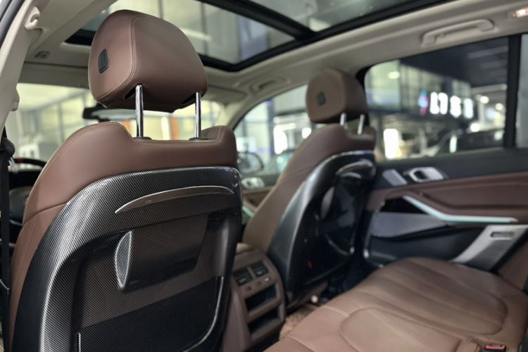 Used BMW X5 2021 xDrive30i M Sport Package Interior 6