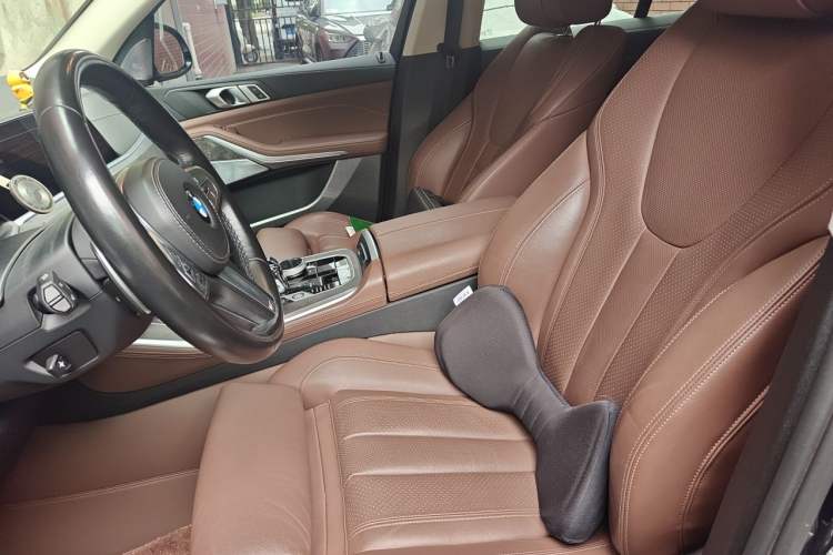 Used BMW X5 2021 xDrive40i M Sport Package Left Front Seat