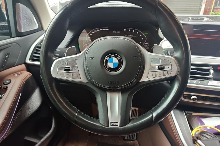 Used BMW X5 2021 xDrive40i M Sport Package Steering Wheel
