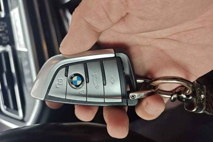 Used BMW X5 2021 xDrive40i M Sport Package Vehicle Key