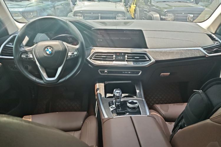 Used BMW X5 2021 xDrive30i X Design Package Center Console