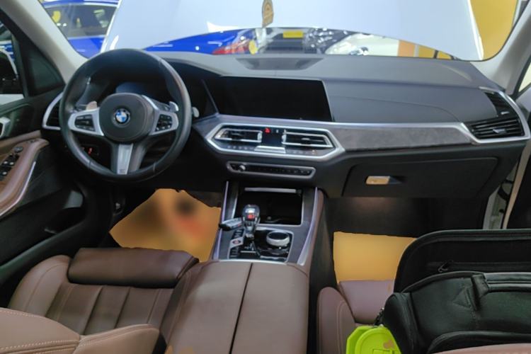 Used BMW X5 2021 xDrive30i M Sport Package Center Console