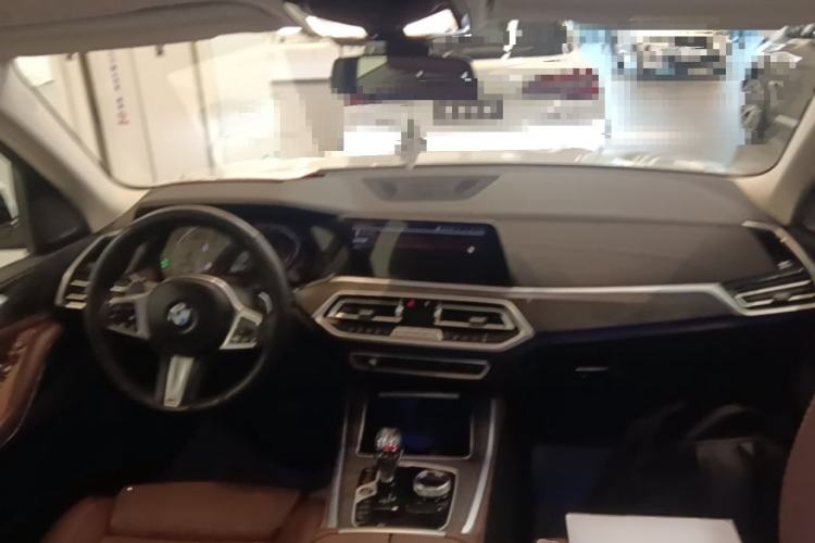 Used BMW X5 2021 Restyled xDrive40i Luxury Version M Sport Package Center Console