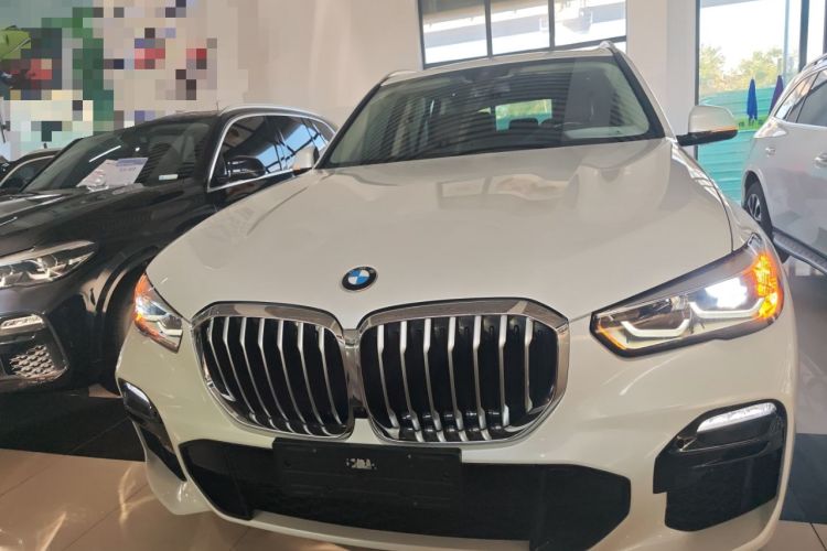 Used BMW X5 2021 xDrive30i M Sport Package Exterior 1