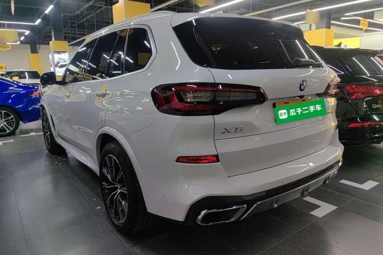 Used BMW X5 2021 xDrive30i M Sport Package Exterior 2