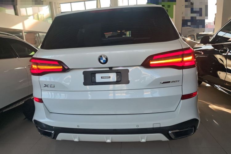 Used BMW X5 2021 xDrive30i M Sport Package Exterior 4